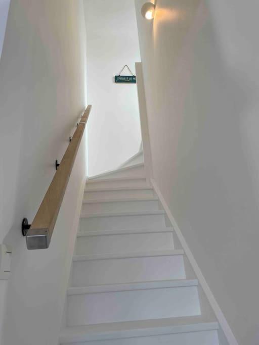 Maison De Vacances La Flotte 00491Ui Екстериор снимка
