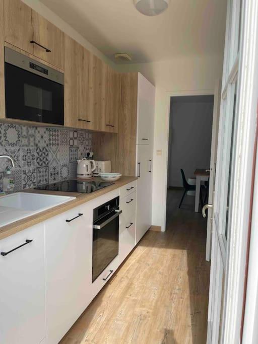 Maison De Vacances La Flotte 00491Ui Екстериор снимка
